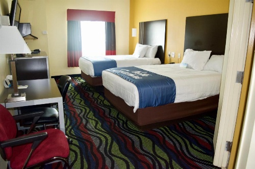Days Inn & Suites by Wyndham Augusta Near Fort Eisenhower image 11