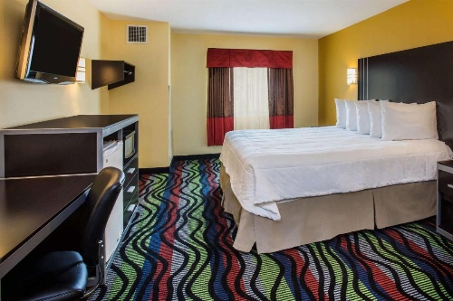 Days Inn & Suites by Wyndham Augusta Near Fort Eisenhower image 15
